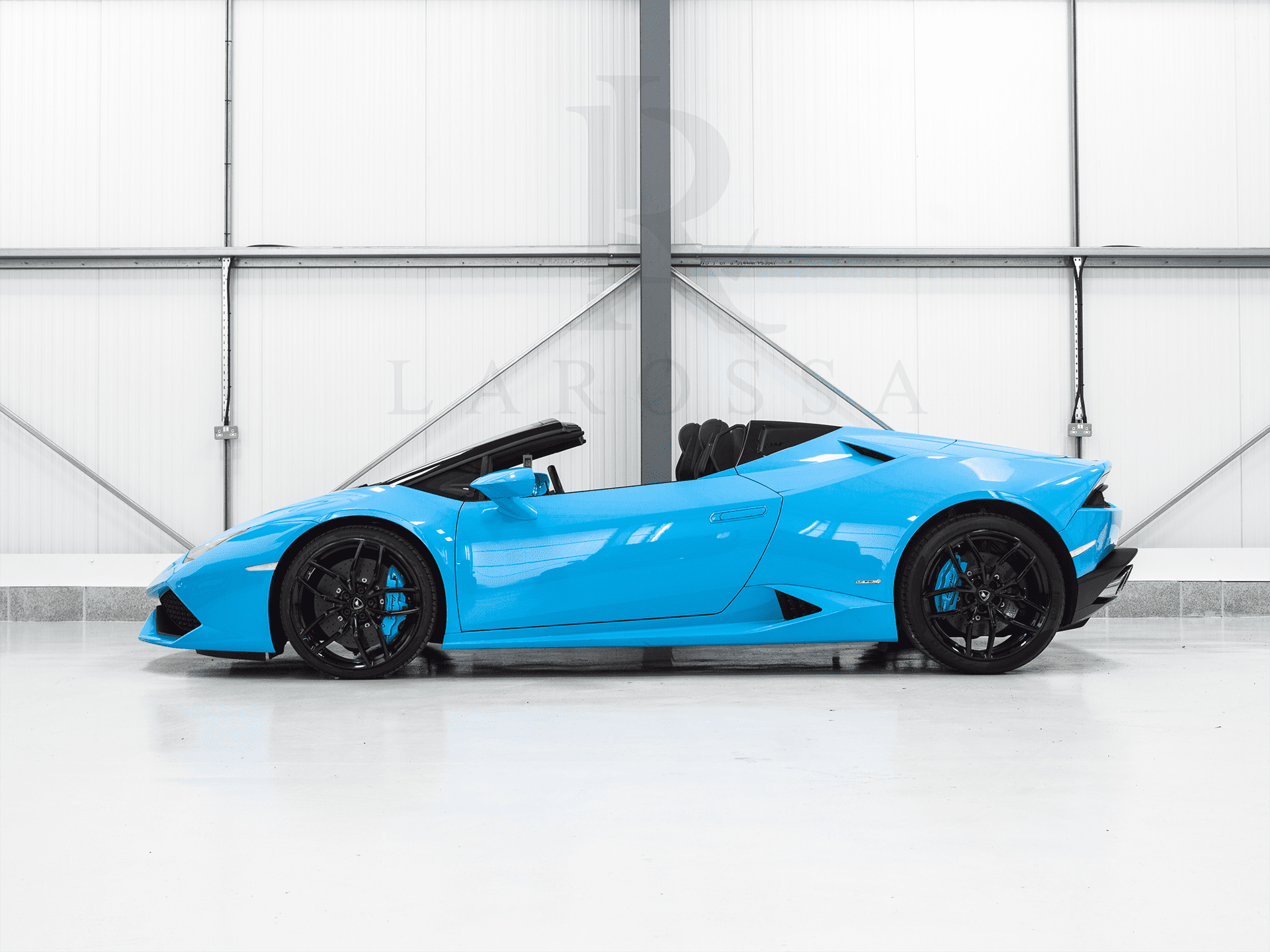 Lamborghini Huracan Roadster Blue